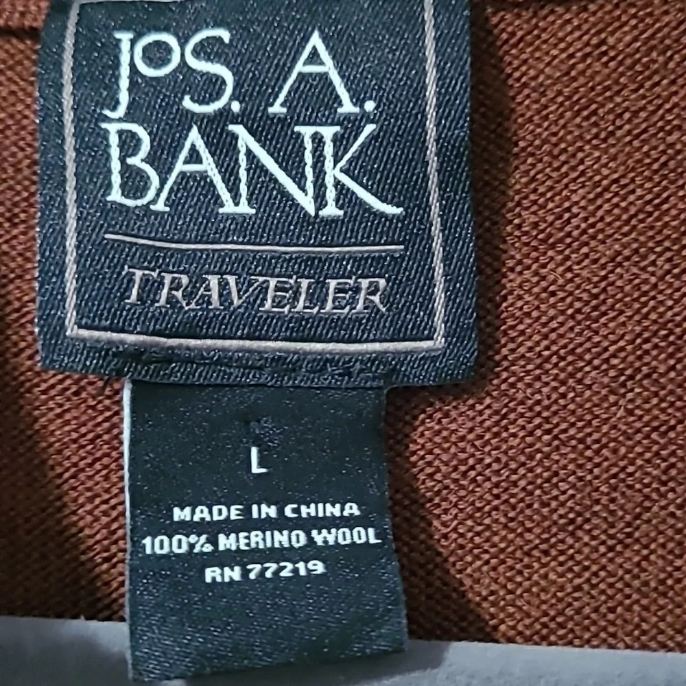 JoS A Bank Traveler Men's L Rust Merino wool Sweater Qtr zip Henley quiet luxury
